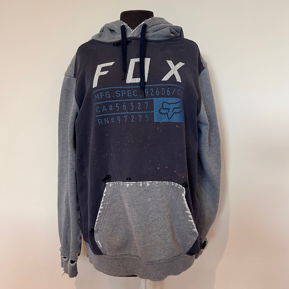 VTG FOX distressed men’s hoodie